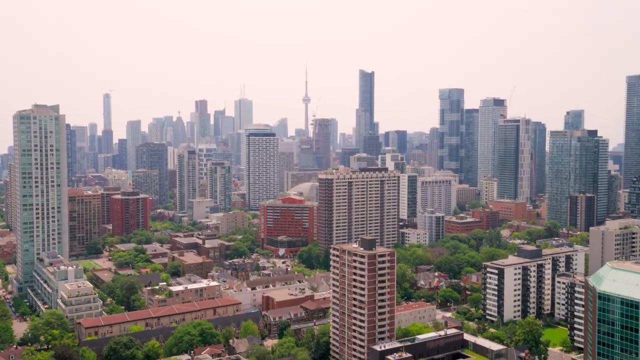 Penthouse 7 - 28 Linden St, Toronto