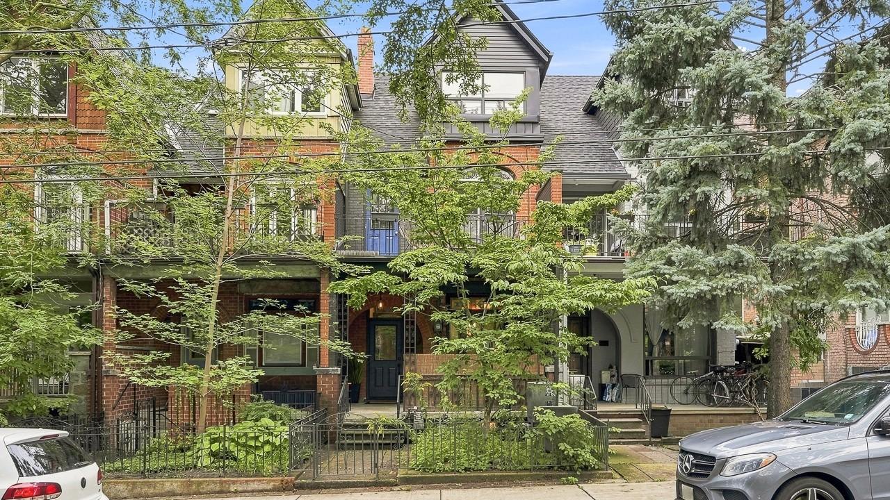 230 Dovercourt Rd, Toronto