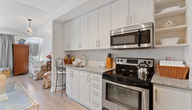 N1104 – 116 George, Toronto