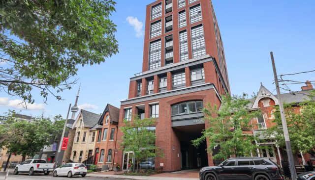 905 – 501 Adelaide W, Toronto