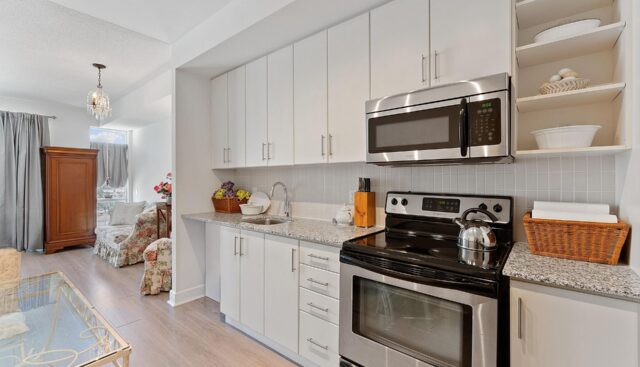 N1104 – 116 George, Toronto