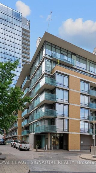 209 – 21 Scollard, Toronto
