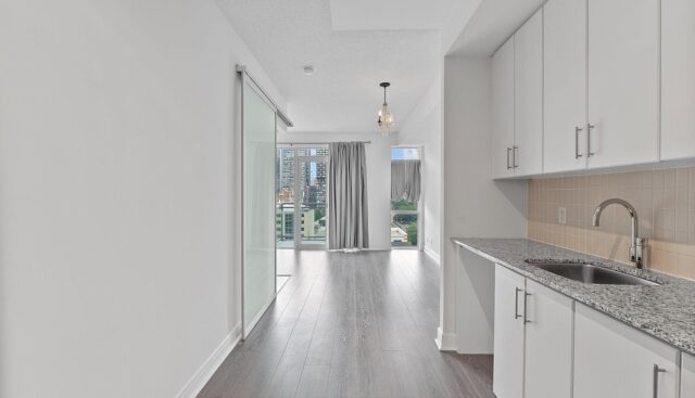 N1104 – 116 George, Toronto