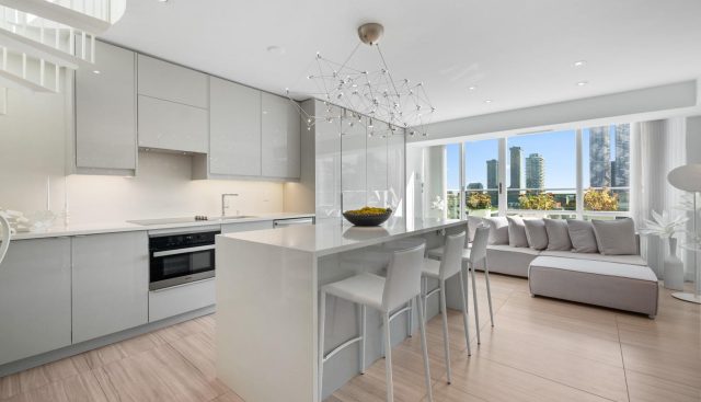 Ph03 – 77 Lombard St, Toronto