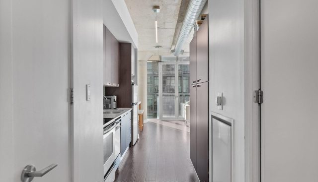 504 – 20 Stewart St, Toronto