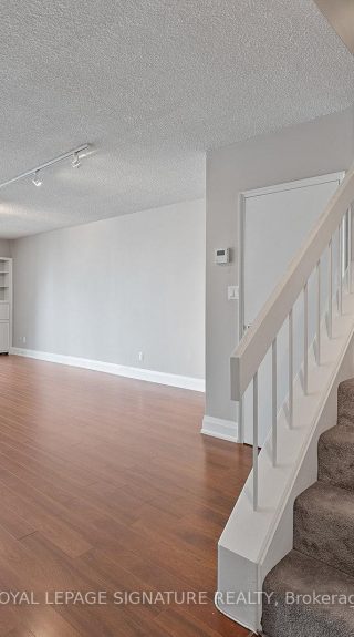 2436 – 33 Harbour Sq, Toronto