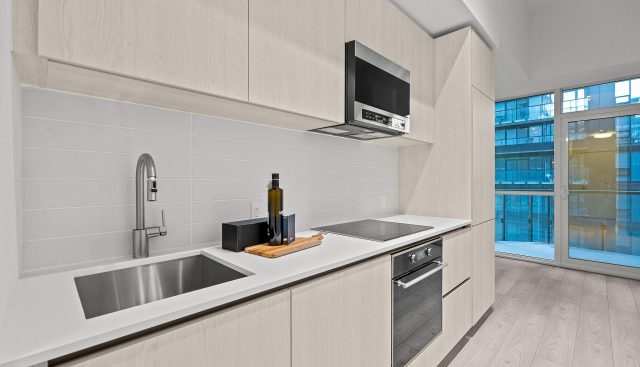 608S – 110 Broadway, Toronto