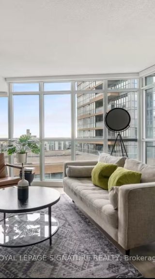 1209 – 21 Iceboat, Toronto