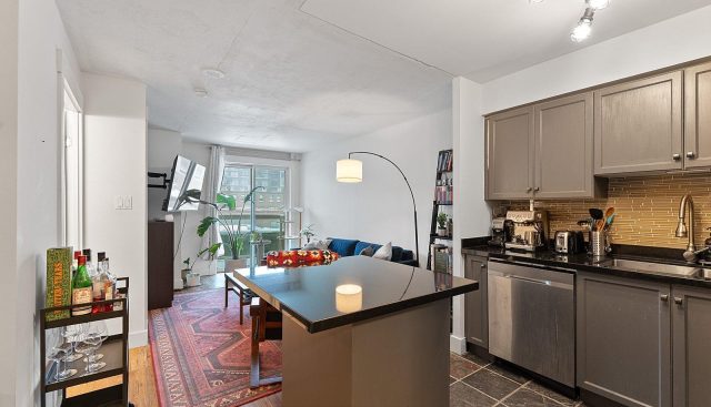 316 – 323 Richmond E, Toronto