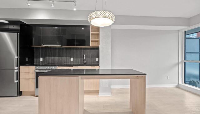 341 – 31 Tippett, Toronto