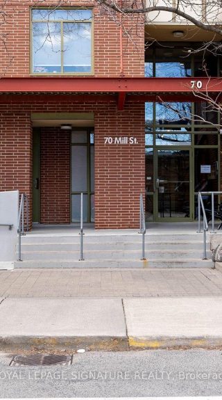 Ph13 – 70 Mill St, Toronto