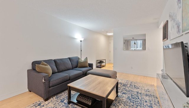 412 – 323 Richmond St E, Toronto