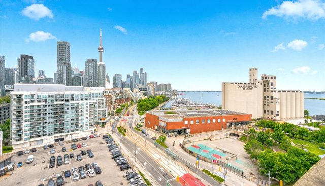 1605 – 650 Queens Quay W, Toronto