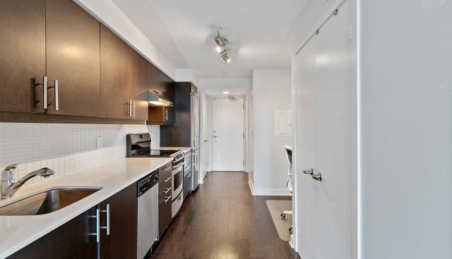 718 – 320 Richmond St E, Toronto