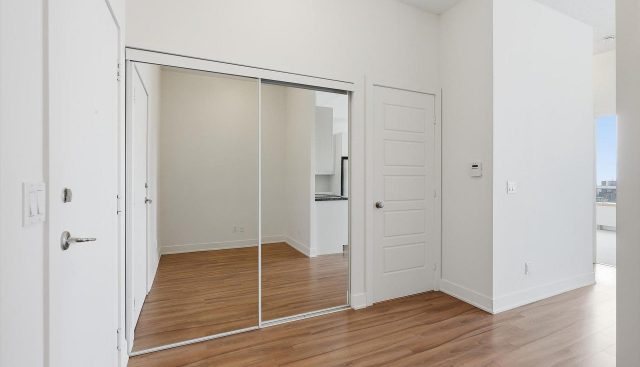 PH7 – 28 Linden St, Toronto