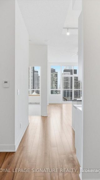 PH7 – 28 Linden St, Toronto