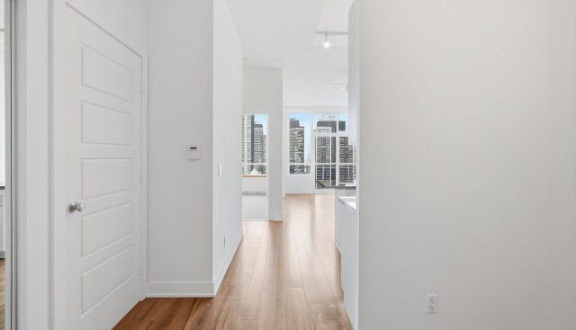 PH7 – 28 Linden St, Toronto