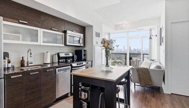 Ph02 – 68 Abell St, Toronto