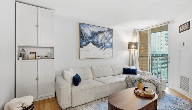 704 – 323 Richmond E, Toronto