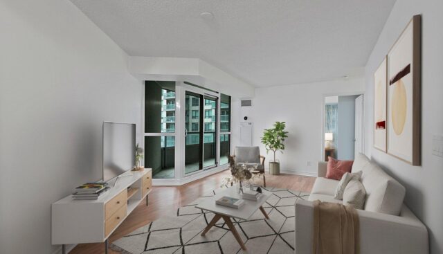 801 – 19 Grand Trunk Cres, Toronto