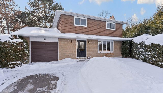 11 Golf View Dr, Peel