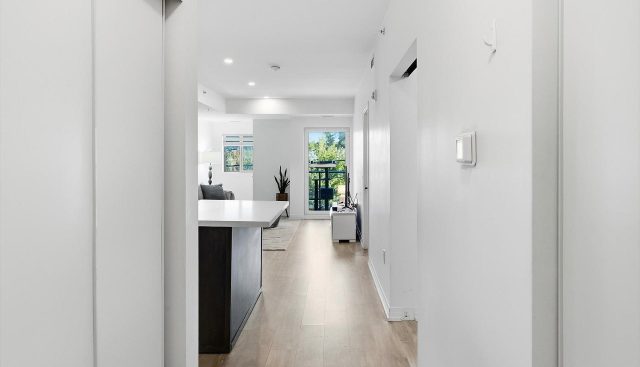 205 – 408 Browns, Toronto