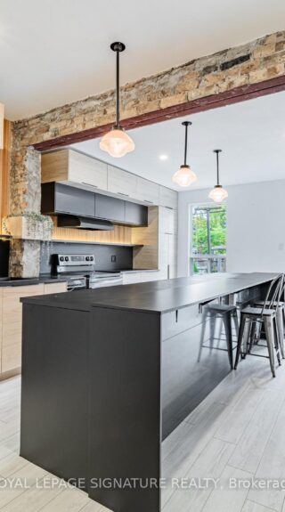 8 Adrian, Toronto
