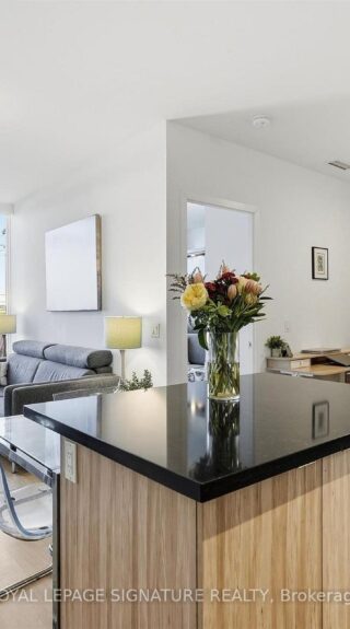B101 – 4655 Metcalfe, Peel